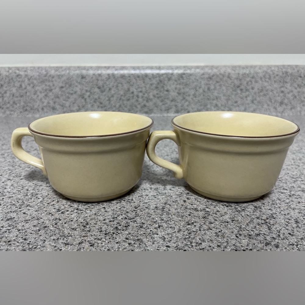 Pfaltzgraff Village Pattern Vintage Cream and Brown Teacup Set - Picture 5 of 10